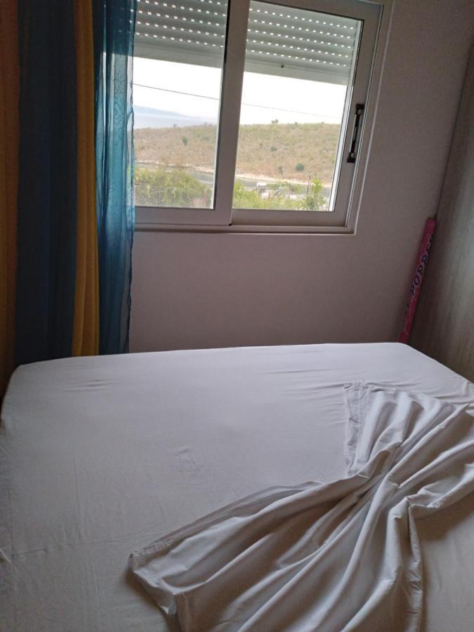 Condo Rooms Sarandë Exterior foto